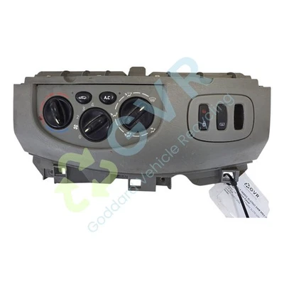RENAULT TRAFIC SL27DCI SWB MK2 (X83) 2001-2006 Heater Control Panel W964098P - Image 1 of 4