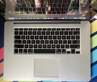 Apple MacBook Pro 15.4" Mid 2015 256GB SSD, Intel i7 , 16GB RAM - Image 1 of 4