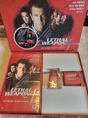 Lethal Weapon 4 Limiter Edition Boxset Includes VHS Mini Camera & Key Ring - Image 1 of 4