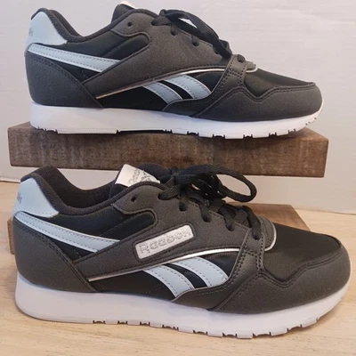 Reebok Ultra Flash Size 7 EUC - Image 1 of 4