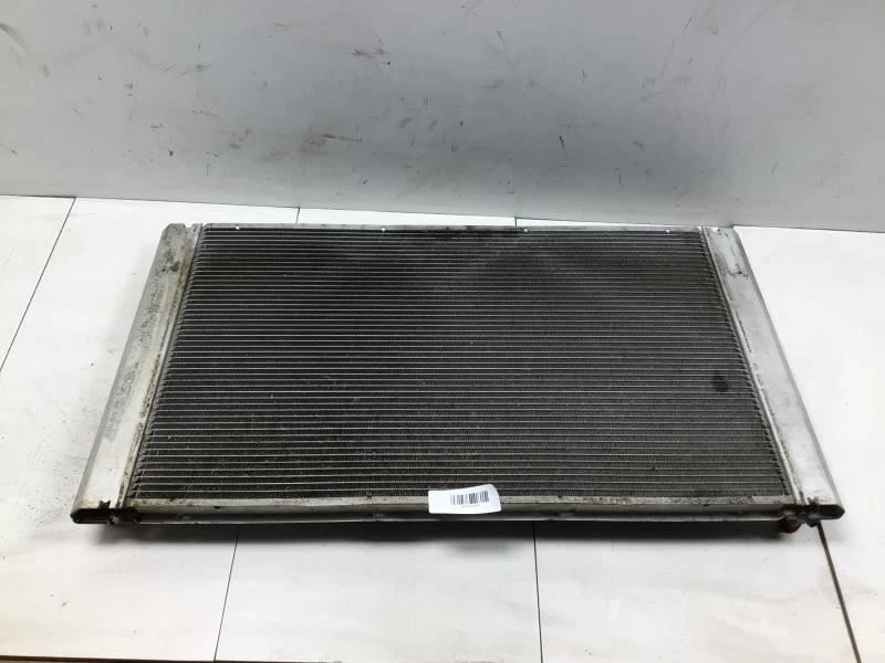 BMW 535XI 2008 motor refrigerante radiador se adapta a 08-10 BMW 535i OEM+ Foto 1 de 4