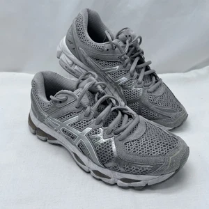 Asics Gel-Kayano 21 Women's Size 7.5 US Running Shoes Gray Silver EUC T4H7N - Picture 1 of 12