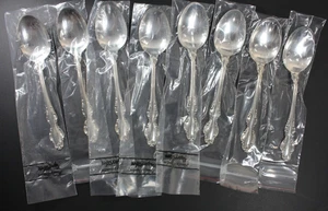 Lot of 8 Reed & Barton English Crown Silver Plate Teaspoons. NEW! - Picture 1 of 4