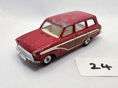 VINTAGE CORGI TOYS # 491 FORD CONSUL CORTINA SUPER ESTATE MODELO DE CARRO FUNDIDO 1966 - Imagem 1 de 4