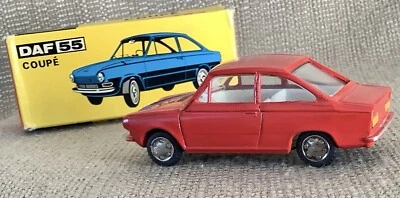 Lion Car  ~1968-1972 DAF 55 Coupe Variomatic -Red~  1:43 Scale  -Made in Holland - Image 1 of 4