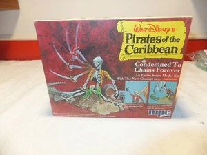 MPC Pirates Of The Caribbean Condemned To Chains Forever 1-5003 1972 Version - Picture 1 of 10