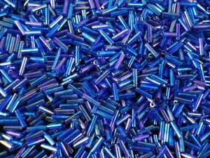 Bugle Beads 6mm Dark Blue/Lilac Transparent AB 1kg Glass Tube Long - Picture 1 of 2