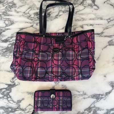 Coach 14360 Poppy Tartán Escocés Shopper Bolso de Mano y Cartera Conjunto Y2K Púrpura Rosa Foto 1 de 4