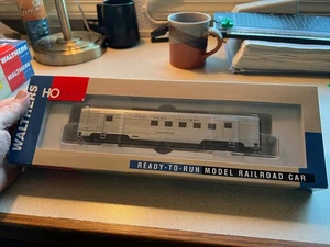Walthers # 932-6448 ~ New York Central 63' Budd RPO CAR ~ HO SCALE ~ OB - Bild 1 von 11