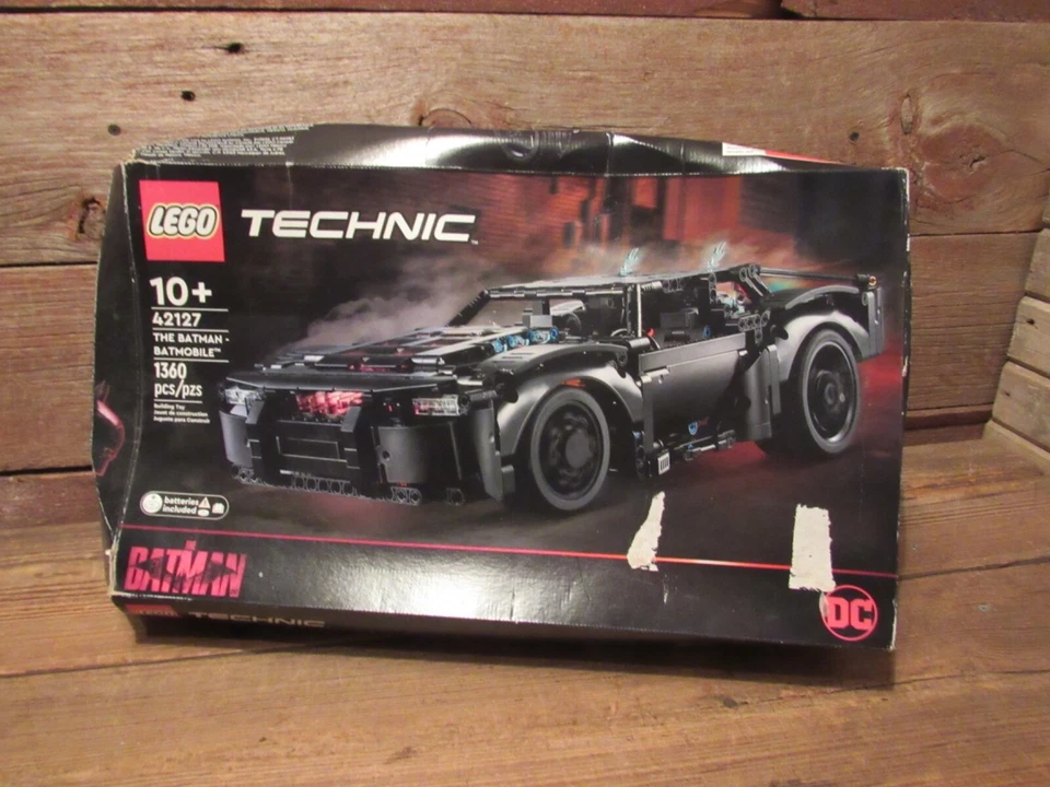 Lego Technic DC Comics the Batman Batmobile 42127 - PARTS! - Image 1 of 4