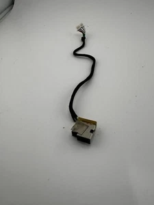 HP 250 G6 Ladebuchse - guter Zustand - voll funktionsfähig - - Bild 1 von 2