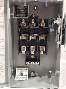 Eaton DG321NRB 30A 240 V 3-poliger Sicherungsschalter, NEMA 3R regendicht - Bild 1 von 7