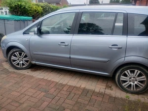 Vauxhall Zafira 1.8 Elite Silver. 2010 156000 Miles - Picture 1 of 9