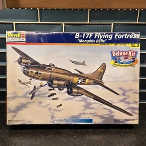 De Colección Revell Monograma 1:48 B-17F Fortaleza Voladora “Campana Memphis” Modelo Kit De Lujo - Imagen 1 de 24