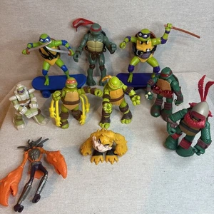 Teenage Mutant Ninja Turtles Set casuale di 10 personaggi giocattoli action figure - Foto 1 di 12