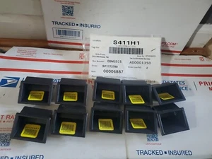 BLUE BIRD BUS DOOR HANDLE OUTWARD OPENING 00006887 LOT OF 10 NEW, U4 - Picture 1 of 10