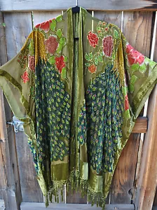ARTE BURNOUT DE SEDA DE PAVO REAL CON CUENTAS A MANO PARA USAR KIMONO EN VERDE OLIVA, ¡OS+! - Imagen 1 de 5