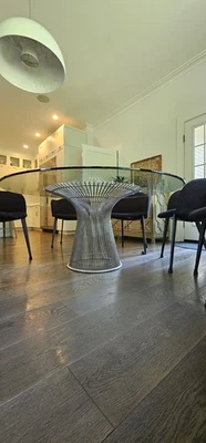Auténtica mesa de comedor Knoll Warren Platner de níquel, tapa de vidrio de 54”, de DWR Foto 1 de 4