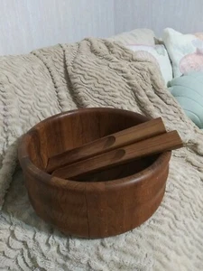 Vtge DANSK INT'L Designs Ltd Pair/Teak Salad Tongs & Lge Wood Unbranded Bowl - Picture 1 of 7