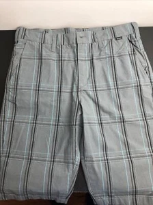 Boy's Hurley Plaid Casual Long Walking Shorts Size 20 - Picture 1 of 4