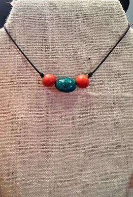 Natural Real Turquiose 珊瑚吊坠黑色线护身符 — 第 1/2 张图片