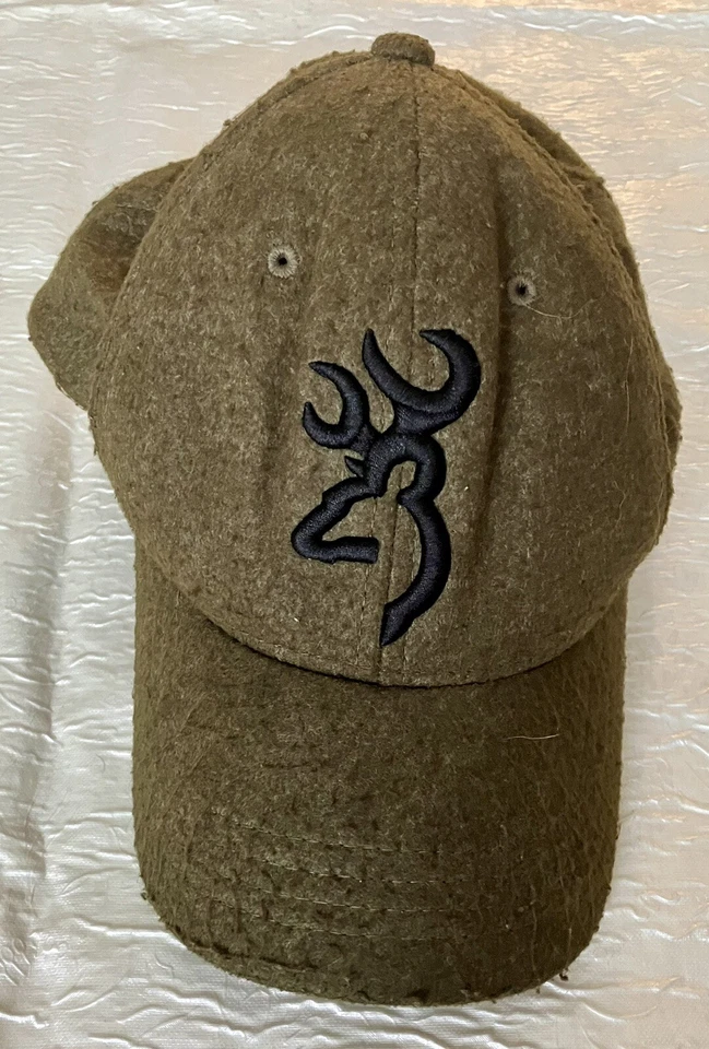 Gorra de bola de lana bordada elevada Browning verde oliva gancho N bucle ajustable Foto 1 de 4