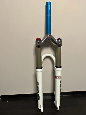 Manitou R-Seven MRD ABSOLUTE 100mm Travel 26" Fork QR DSC TOP MODEL - Image 1 of 4