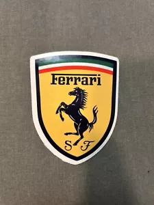 Pegatina hecha a mano Ferrari de 4" de alto - Imagen 1 de 1