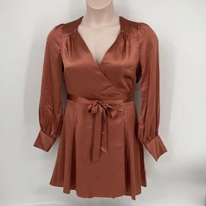Reformation Seiden Minikleid Gr. M Rost Wickel Bindeband Taille Langarm V-Ausschnitt - Bild 1 von 9