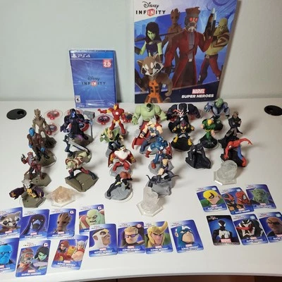 Lote de figuras, discos de juego/power y cartas de superhéroes de Marvel Disney Infinity 2.0 Foto 1 de 4