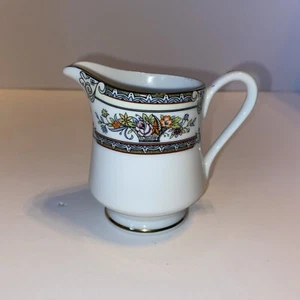 Mikasa Fine China Cambridge Creamer (L9015) Japan - Picture 1 of 6