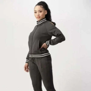 Black & White 2 Piece Zip Up Outfits for Women Sportswear Gym Yoga Tracksuit Set - Picture 1 of 3