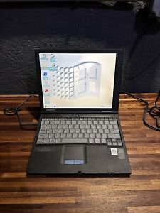 Vintage Compaq Armada M300 Notebook Computer Laptop Pentium iii 500MHz 12GB HDD