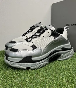 Size 44 (11 US) - Balenciaga Triple S Sneaker ' Grey Silver ' | EXCELLENT - Picture 1 of 19