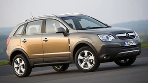 Insignia botón pin opel antara hd 2"x3" - Imagen 1 de 2