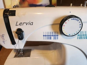 Lervia Sewing Machine KH4000 Fully Working - Picture 1 of 5