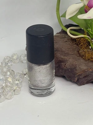 Make Up For Ever Star Lit Liquid Illuminating Liquid Gel - 05 Silver Dust - New - Image 1 of 3