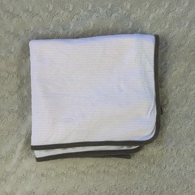 Carter's 粉色白色条纹婴儿襁褓毯棕色边缘装饰球衣针织 — 第 1/4 张图片