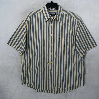 Camisa con botones Nautica para hombre azul amarillo a rayas grande algodón de colección años 90 manga corta Foto 1 de 4
