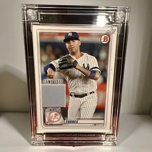 GLEYBER TORRES Game-Used Jersey Patch 2022 Fusion GU Swatch + 2020 Bowman SS6 - Imagen 1 de 2