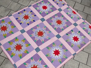 WELL QUILTED Vintage VERY INTRICATE STAR Quilt BEAUTIFUL FOLK ART Unusual Fabric - Picture 1 of 19