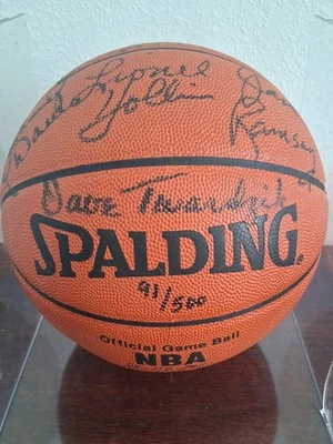 Baloncesto firmado por el Campeonato Portland Trailblazers 1976-77 91/500 certificado de autenticidad UDA Foto 1 de 4
