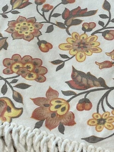"Mantel redondo vintage hecho a mano - floral de otoño con flecos blancos - 66"" de diámetro" - Imagen 1 de 5