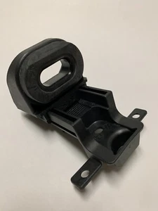 2008 2009 Pontiac G8 Genuine OEM GM Radiator Upper Mount 92191952 OEM NOS - Picture 1 of 4