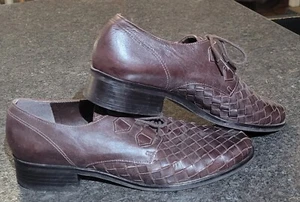 Pappagallo Vintage Women's Lace Up ShoesTextured Leather SZ 6.5 Brazil - Picture 1 of 8