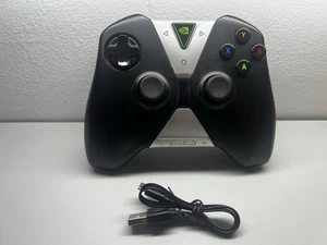 Nvidia Shield P2570 Wireless Bluetooth Gaming Controller NR MINT -SAME DAY SHIP - Picture 1 of 4