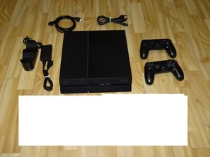 Sony Playstation 4 Konsole 500 GB Schwarz + 2x Controller + 4x Spiele - Bild 1 von 9