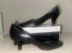 East 5th women. shoes Heels 7M black - Picture 1 of 7