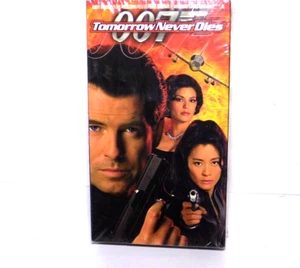 Tomorrow Never Dies VHS James Bond 007 Collection Pierce Brosnan New Sealed 1999 - Picture 1 of 6