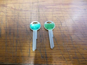 2 Cole Y149 Key Blanks (Green Top) - Picture 1 of 1